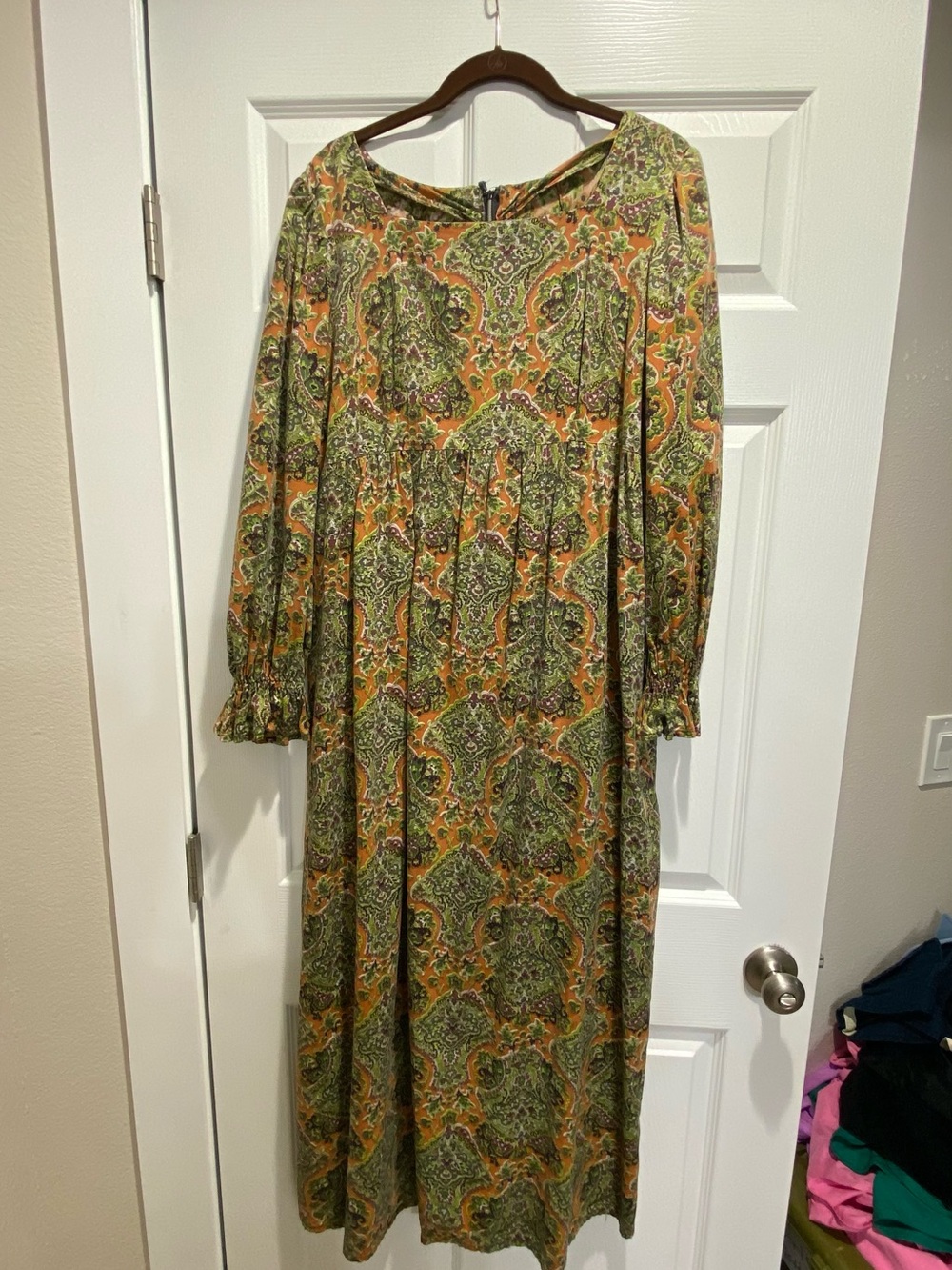 Vintage 70’s Green and Orange Paisley Long Sleeve Maxi Dress